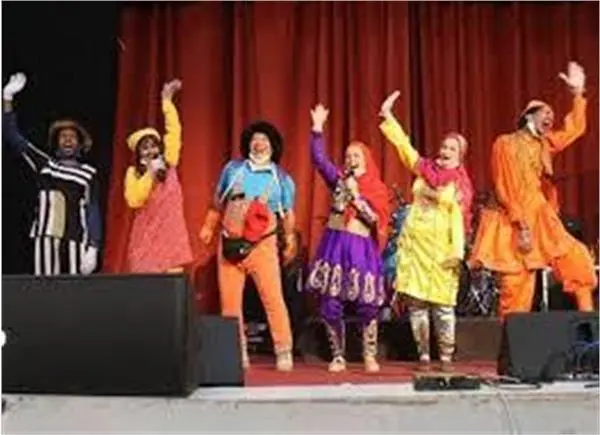 حضور نمایندگان هرمزگانی در ششمین جشنواره ستاره های صحنه کرمان 10