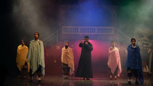 گزارش تصویری از اجرای نمایش «علاءالدین» در بندرعباس | عکس : رضا صادقی 10