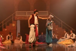 گزارش تصویری از اجرای نمایش «علاءالدین» در بندرعباس | عکس : رضا صادقی 12