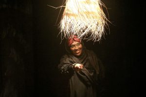 سری دوم گزارش تصویری نمایش "گداز" از شهرستان میناب | سی و هفتمین جشنواره تئاتر استان هرمزگان 26