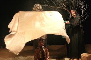 سری دوم گزارش تصویری نمایش "گداز" از شهرستان میناب | سی و هفتمین جشنواره تئاتر استان هرمزگان 12