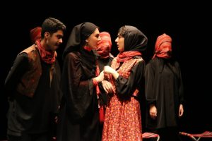 سری دوم گزارش تصویری نمایش حقایقی درباره لیلا دختر ادریس | سی و هفتمین جشنواره تئاتر استان هرمزگان 11