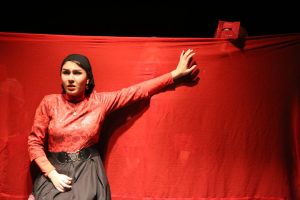 سری دوم گزارش تصویری نمایش حقایقی درباره لیلا دختر ادریس | سی و هفتمین جشنواره تئاتر استان هرمزگان 13