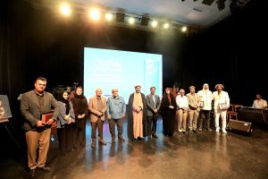 گزارش تصویری از ویژه برنامه گرامیداشت هفته کتاب و کتابخوانی | عکس : غلامرضا رحیمیان 26