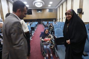 گزارش تصویری از ویژه برنامه گرامیداشت هفته کتاب و کتابخوانی | عکس : غلامرضا رحیمیان 12